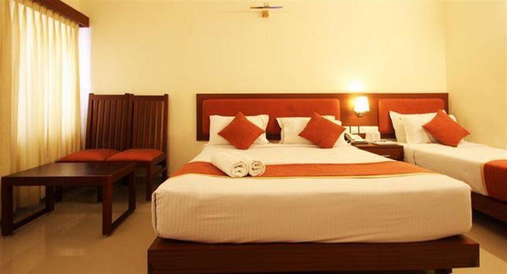 Hotel The Gopinivas Grand Kanyakumari Exterior foto