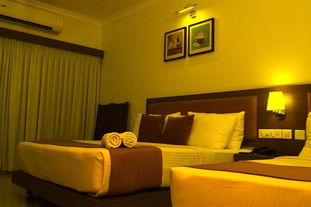 Hotel The Gopinivas Grand Kanyakumari Exterior foto