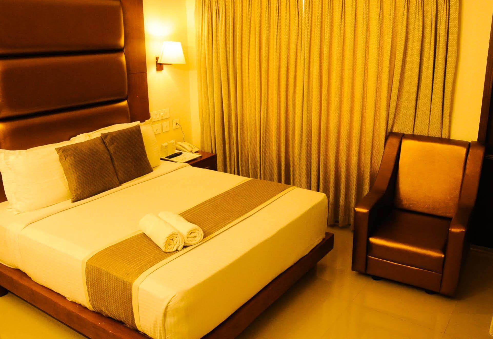 Hotel The Gopinivas Grand Kanyakumari Exterior foto